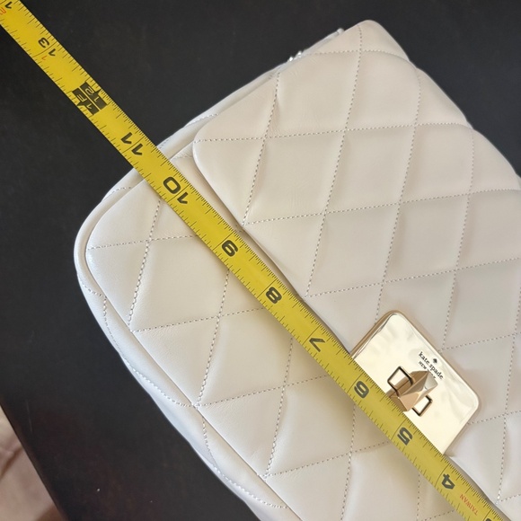 New Authentic Kate Spade "Carey" Shoulder Bag in Meringue white quilted leather - Picture 17 of 17